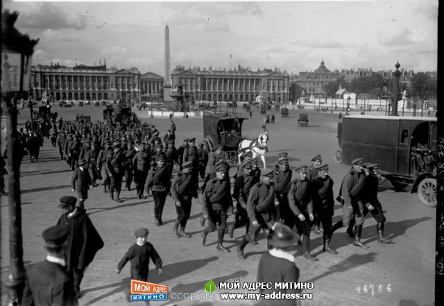 Русский Экспедиционный Корпус во Франции - 1916 год - в городе